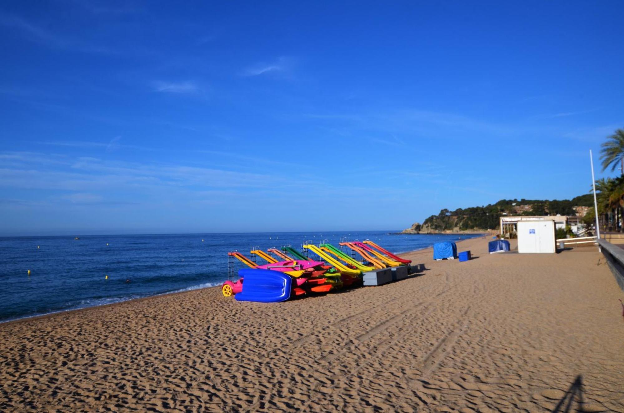 Villa Fernando 12 Personas 8Km Lloret De Mar Girona Kültér fotó